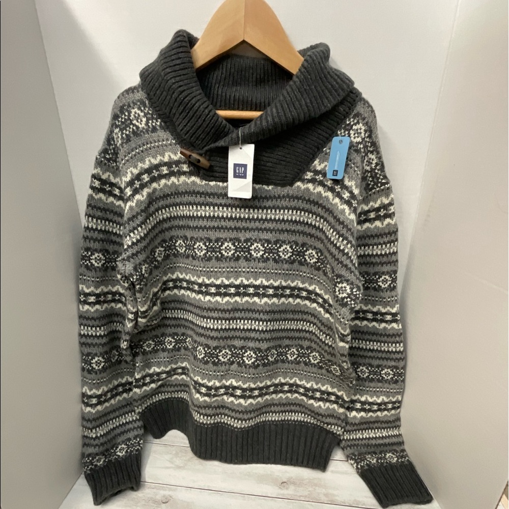 Gap kids boys gray striped sweater.